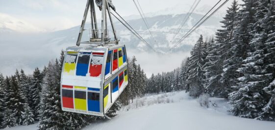 Skiing lift La Plagne